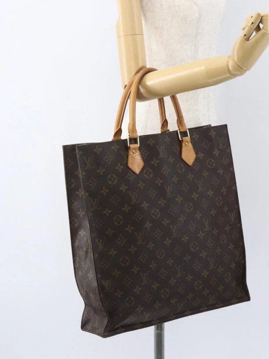 Louis Vuitton Handbags - LOUIS VUITTON Monogram Sac Plat Hand Bag M51140 LV Auth am10353
